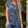Coupon ✨ Nanu | Dark Blue & White Floral V-Neck Curved-Hem Tee - Plus 🤩