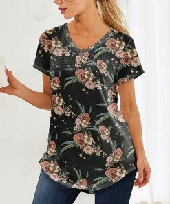 Coupon 🌟 Nanu | Black & Mauve Floral V-Neck Curved-Hem Tee - Plus 🔥